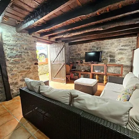 Holiday home Refugio Jardim Wifi Bbq *